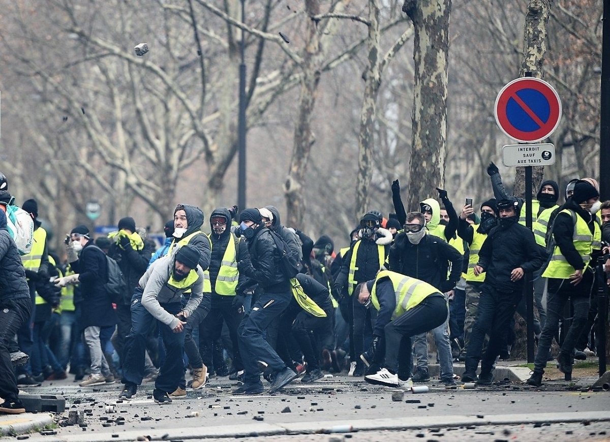 PARIZ 2018-1.jpg