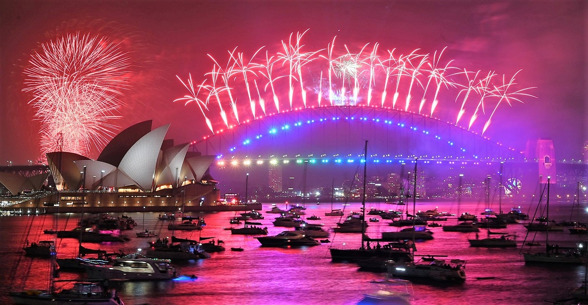 SydneyHarbourBridgeOperaHouse1.jpg