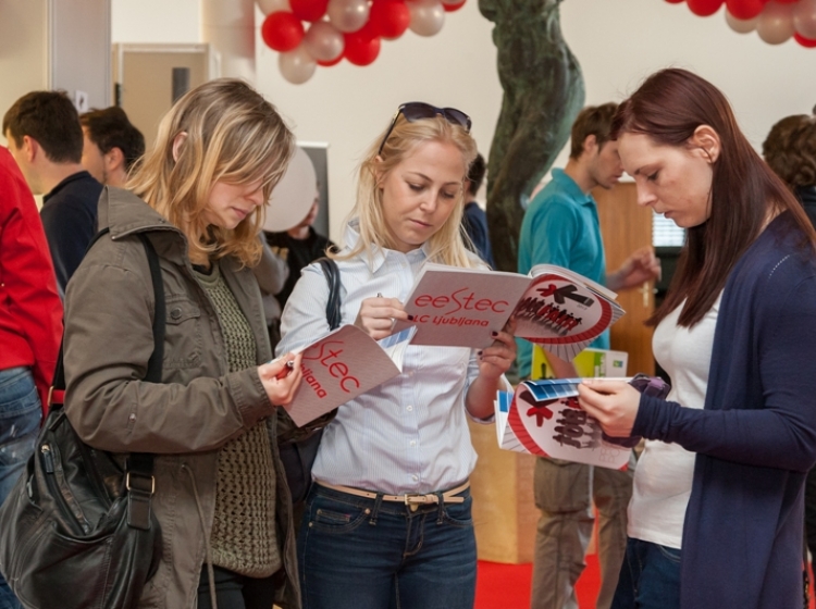JobFair: približevanje visokotehnoloških podjetij potencialnim delojemalcem